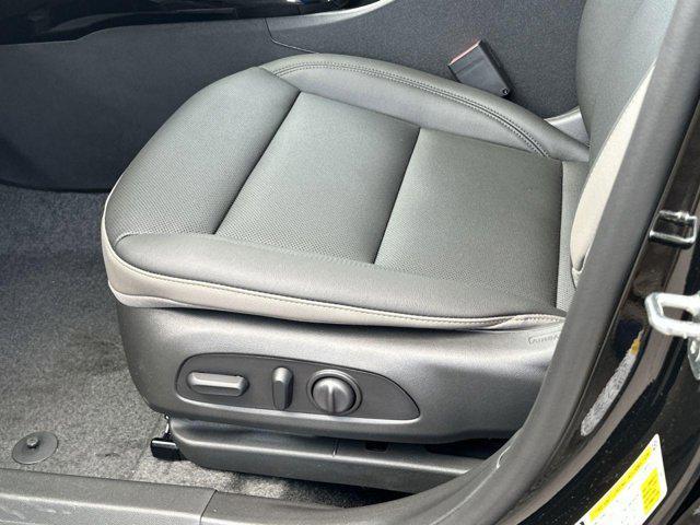 new 2025 Chevrolet Trax car, priced at $26,115