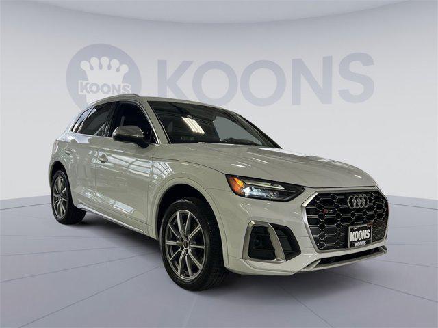 used 2021 Audi SQ5 car, priced at $33,000