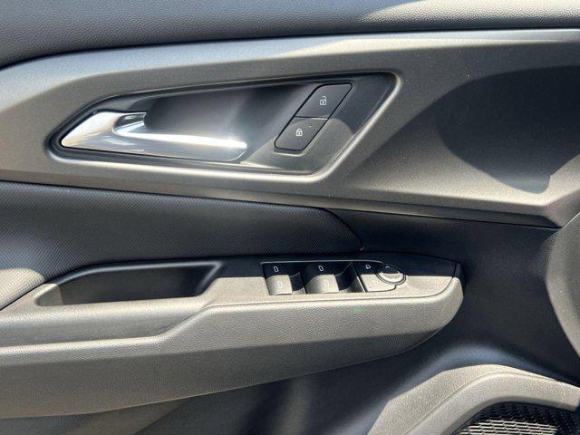 used 2025 Chevrolet Equinox EV car, priced at $26,000