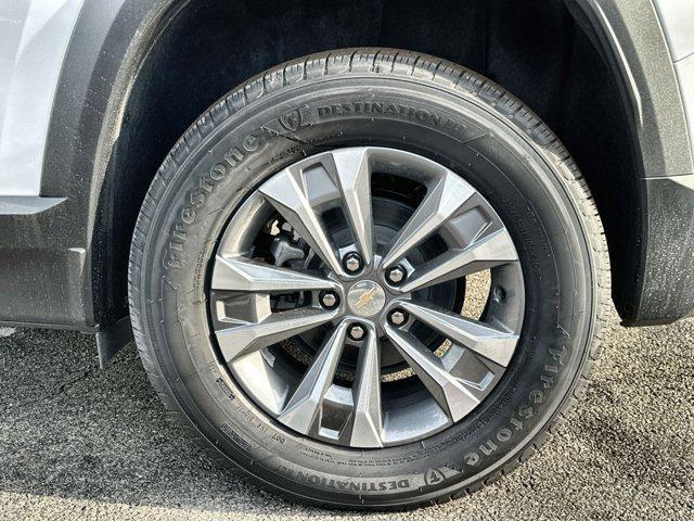 new 2026 Chevrolet Equinox car, priced at $26,108