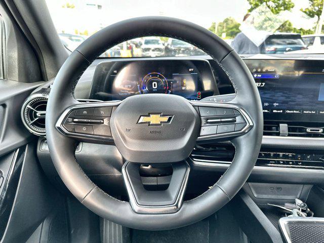 new 2026 Chevrolet Equinox car, priced at $26,108
