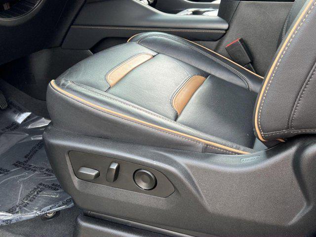 used 2022 GMC Yukon XL car, priced at $58,000