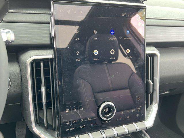 new 2025 GMC Acadia car, priced at $52,602