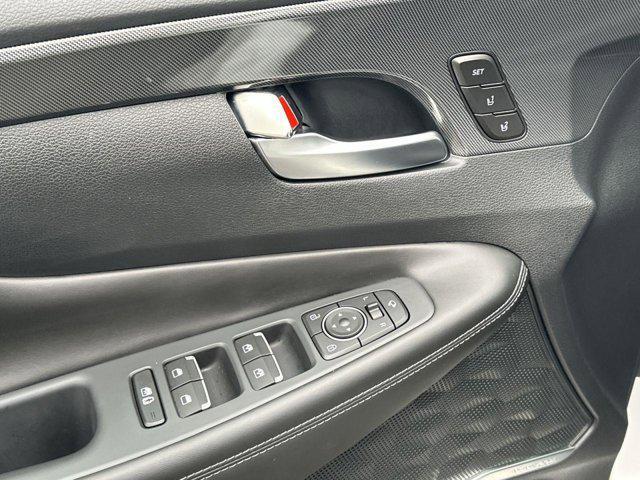 used 2023 Hyundai Santa Fe car, priced at $30,500