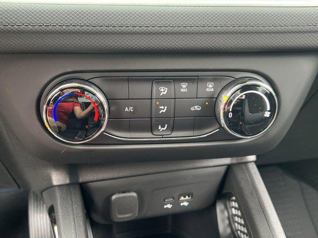 new 2025 Chevrolet TrailBlazer car, priced at $22,935