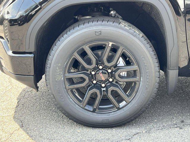 new 2025 GMC Sierra 1500 car, priced at $55,530