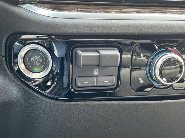 new 2025 GMC Sierra 1500 car, priced at $55,530