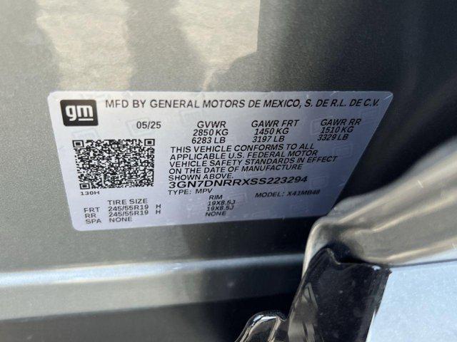 new 2025 Chevrolet Equinox EV car, priced at $41,890