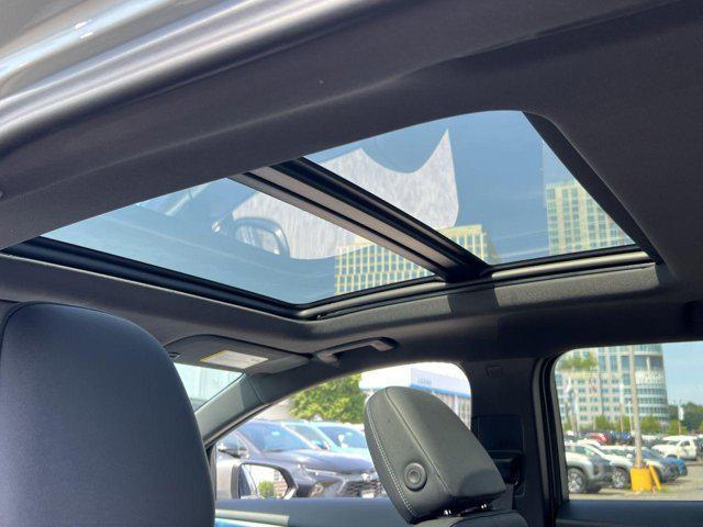 new 2025 Chevrolet Equinox EV car, priced at $41,890