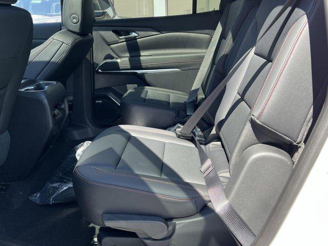 new 2025 Chevrolet Traverse car, priced at $54,678