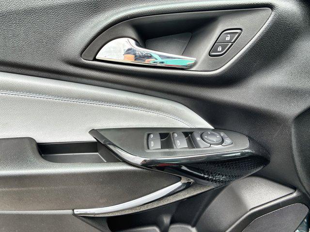 new 2025 Chevrolet Trax car, priced at $25,090