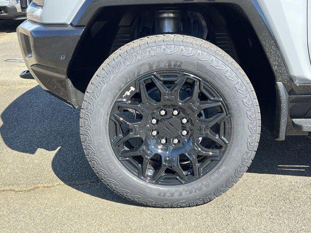 new 2025 GMC HUMMER EV Pickup car, priced at $97,965
