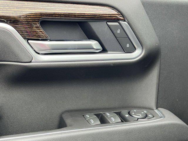 new 2025 GMC Sierra 1500 car, priced at $50,044