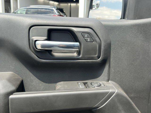 new 2025 GMC Sierra 1500 car, priced at $30,569