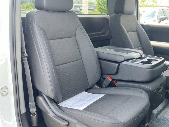 new 2025 GMC Sierra 1500 car, priced at $30,569