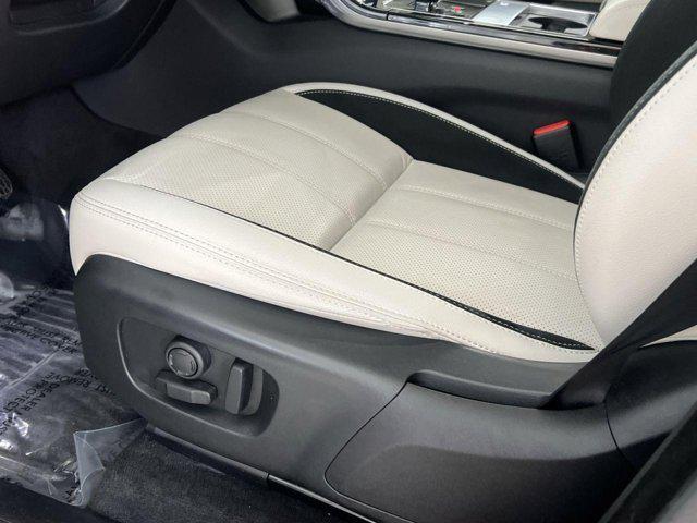 used 2021 Land Rover Range Rover Velar car, priced at $36,500