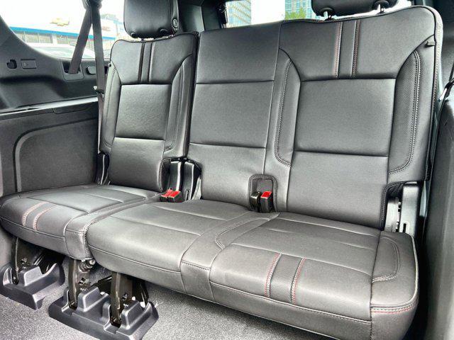 new 2025 Chevrolet Suburban car, priced at $76,533