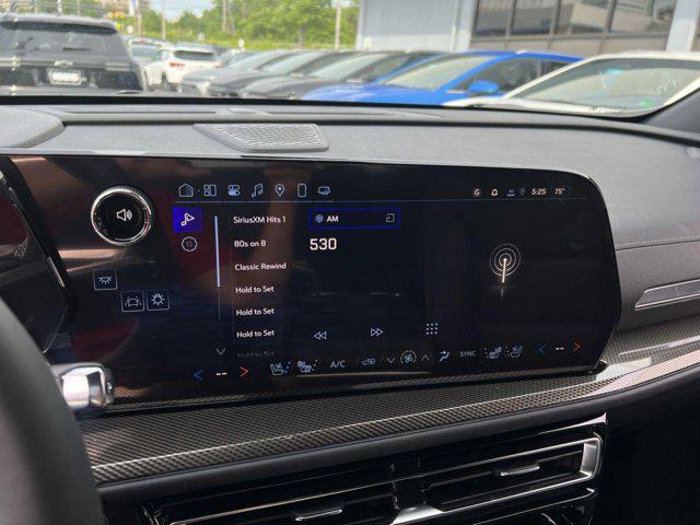 new 2025 Chevrolet Traverse car, priced at $54,295