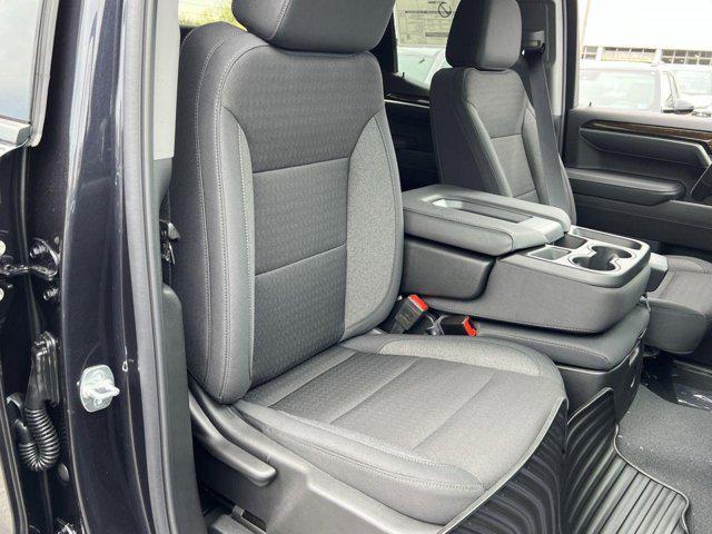 new 2025 GMC Sierra 1500 car, priced at $50,044