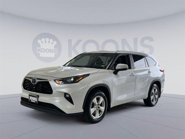 used 2023 Toyota Highlander Hybrid car, priced at $30,500