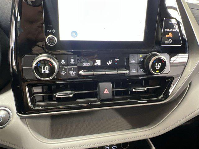 used 2023 Toyota Highlander Hybrid car, priced at $30,500