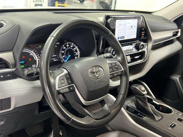 used 2023 Toyota Highlander Hybrid car, priced at $30,500