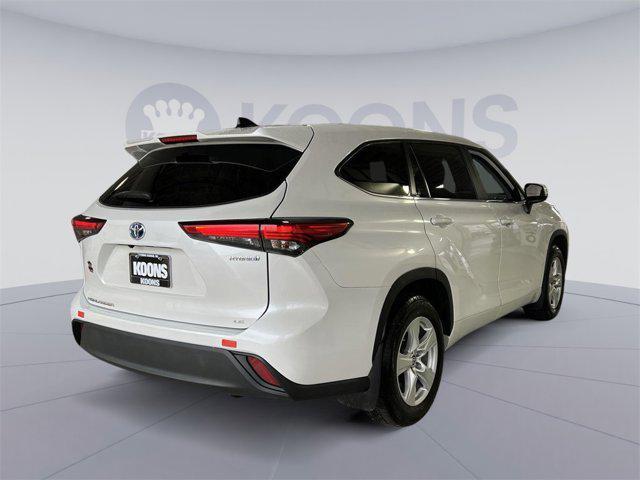 used 2023 Toyota Highlander Hybrid car, priced at $30,500