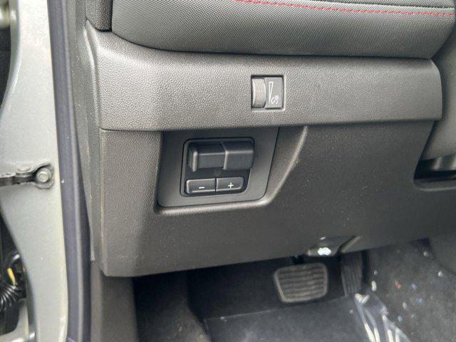 new 2025 Chevrolet Colorado car, priced at $43,865