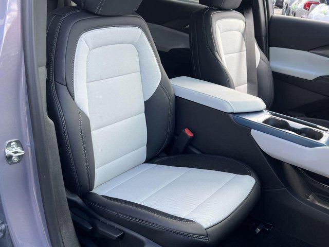 new 2025 Chevrolet Equinox EV car, priced at $39,590