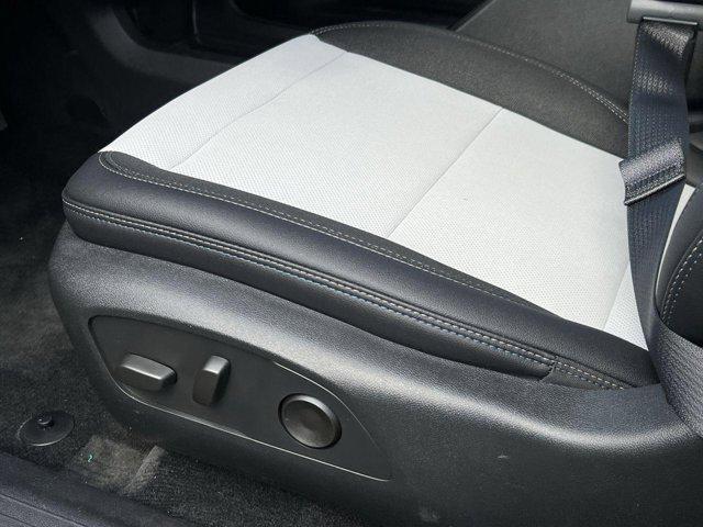 new 2025 Chevrolet Equinox EV car, priced at $39,590
