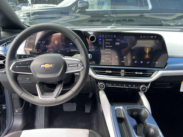 new 2025 Chevrolet Equinox EV car, priced at $39,590