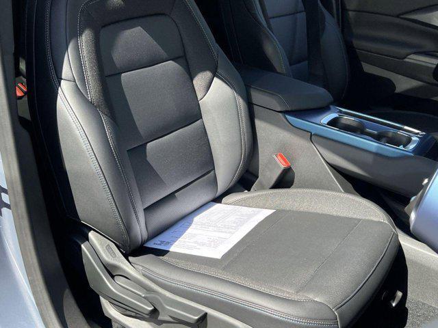 new 2025 Chevrolet Equinox EV car, priced at $35,490