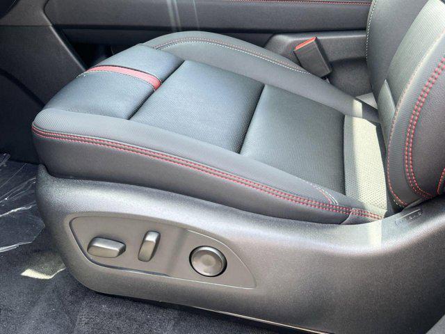 new 2025 Chevrolet Traverse car, priced at $55,698