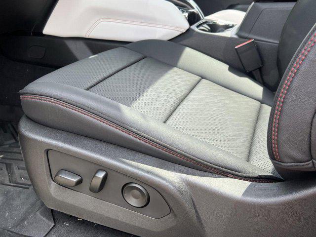 new 2025 GMC Canyon car, priced at $55,536