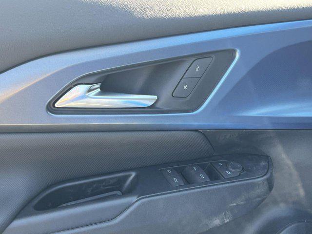 new 2025 Chevrolet Equinox EV car, priced at $42,090