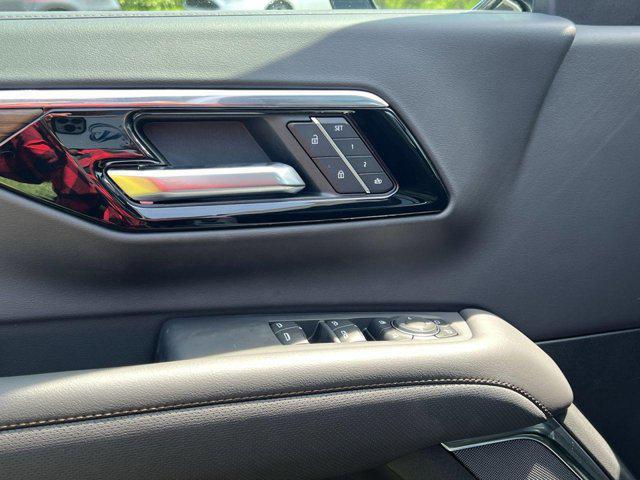 new 2025 Chevrolet Suburban car, priced at $92,911
