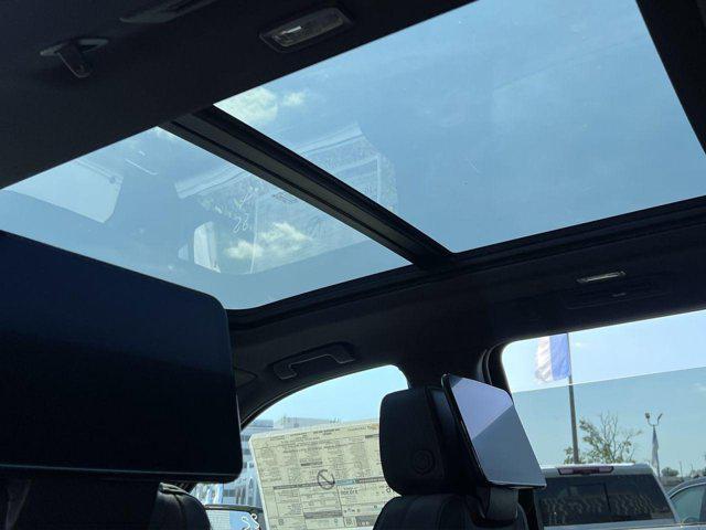 new 2025 Chevrolet Suburban car, priced at $92,911