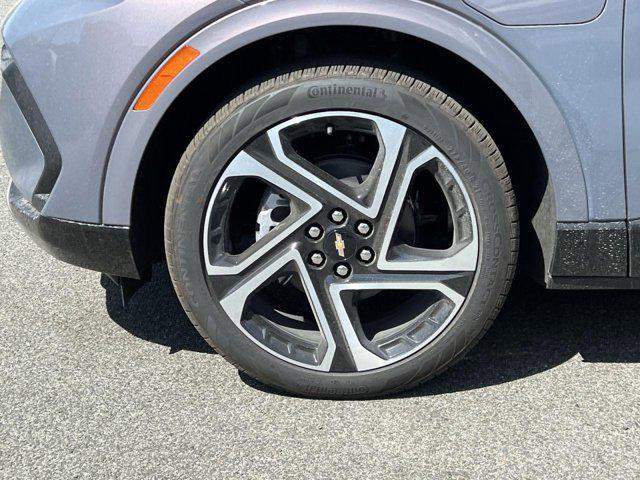 new 2025 Chevrolet Equinox EV car, priced at $49,990