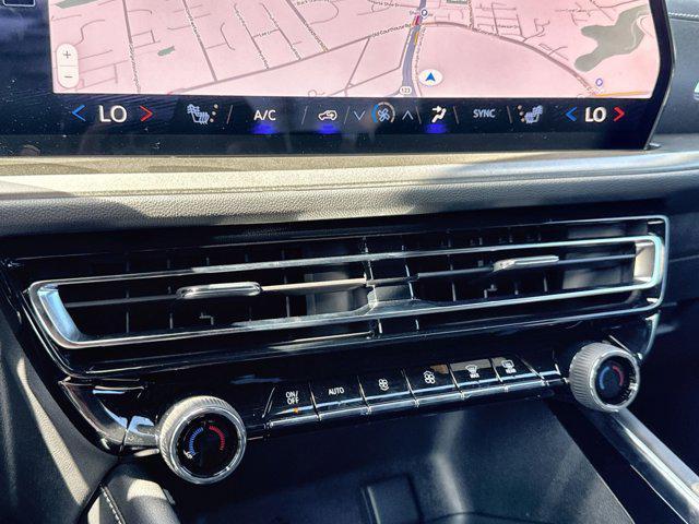 new 2026 Chevrolet Traverse car, priced at $41,430