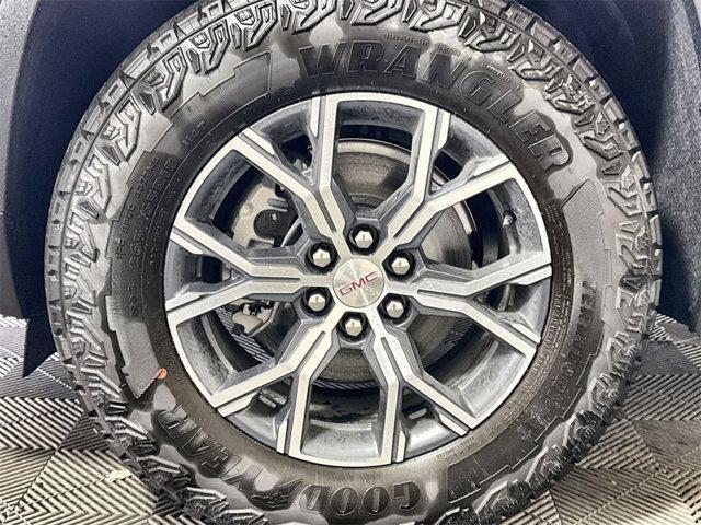 new 2026 GMC Acadia car, priced at $55,580