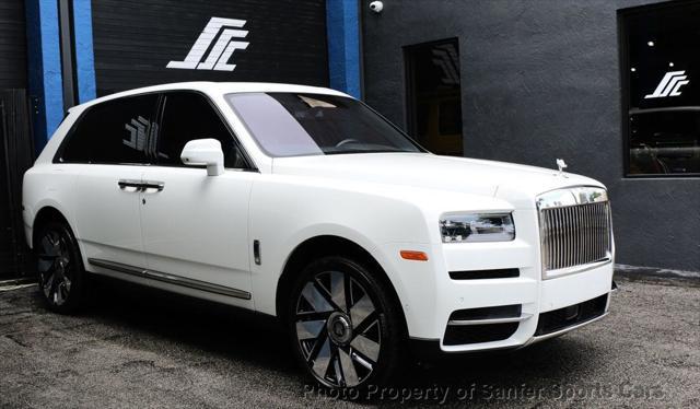 used 2022 Rolls-Royce Cullinan car, priced at $279,800