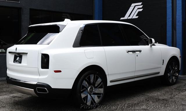 used 2022 Rolls-Royce Cullinan car, priced at $279,800