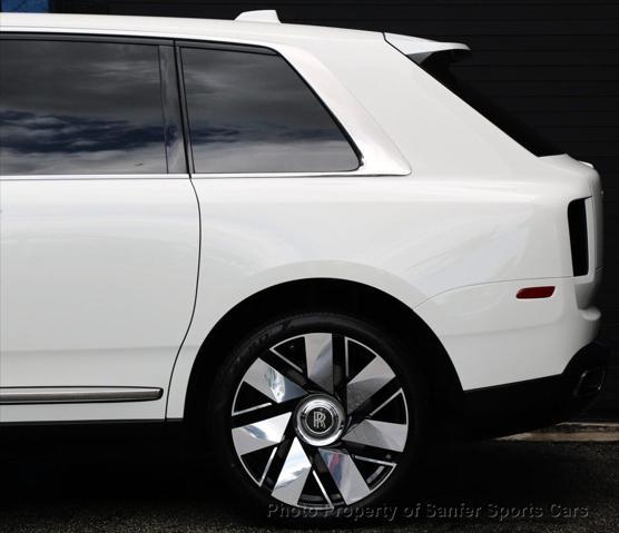 used 2022 Rolls-Royce Cullinan car, priced at $279,800