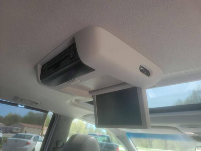 used 2010 Toyota Sienna car, priced at $6,500