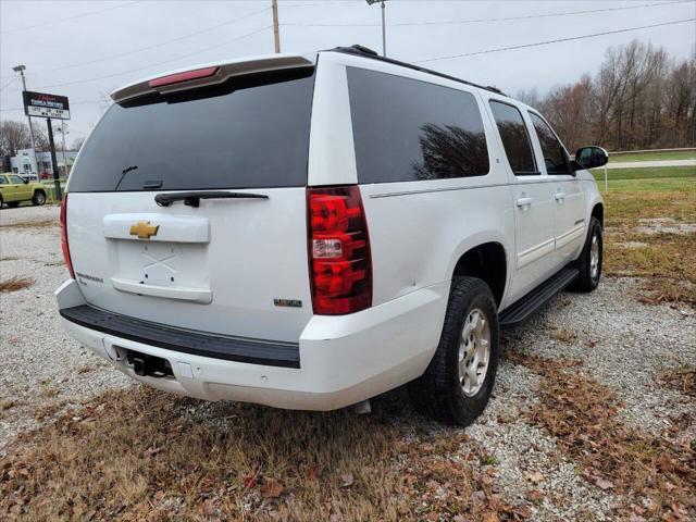 used 2011 Chevrolet Suburban car, priced at $9,400