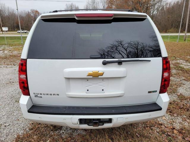 used 2011 Chevrolet Suburban car, priced at $9,400