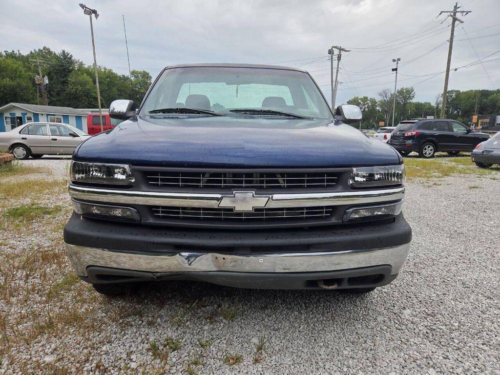 used 2002 Chevrolet Silverado 1500 car, priced at $3,900