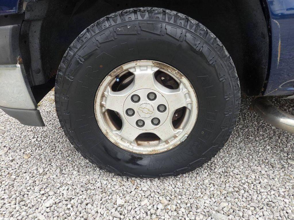 used 2002 Chevrolet Silverado 1500 car, priced at $3,900