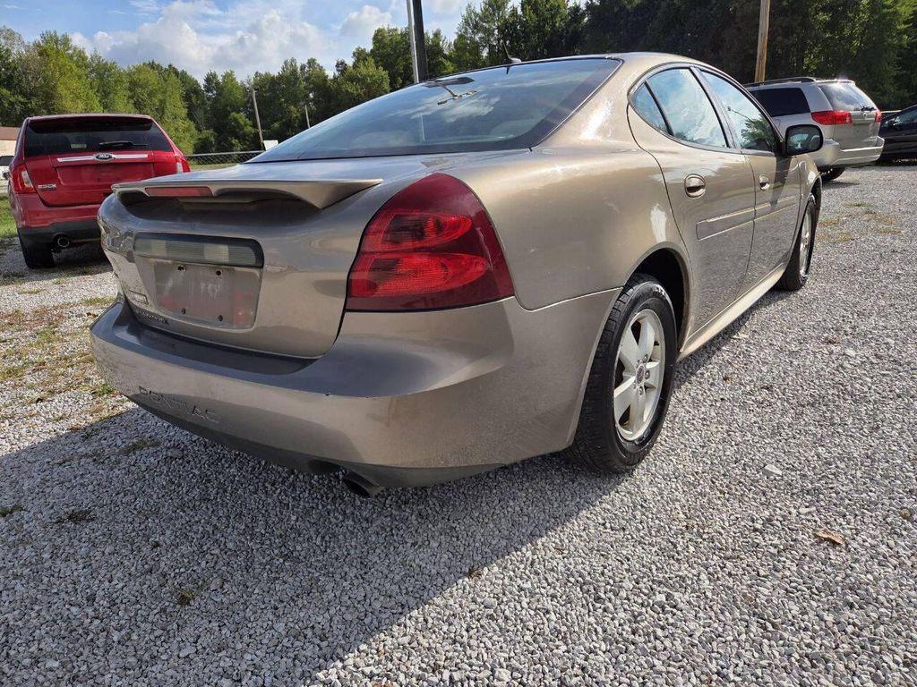 used 2006 Pontiac Grand Prix car, priced at $5,400