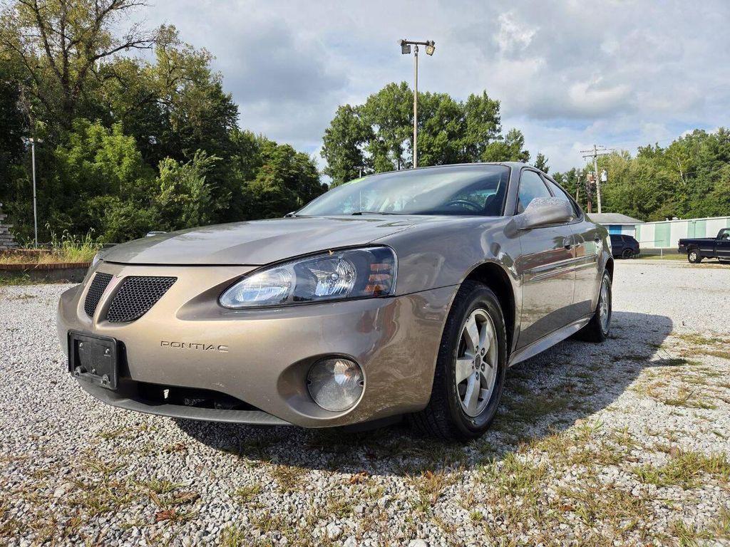 used 2006 Pontiac Grand Prix car, priced at $5,400